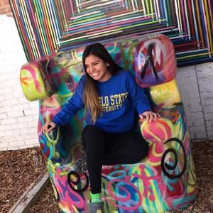 Meet your Posher, Thalia